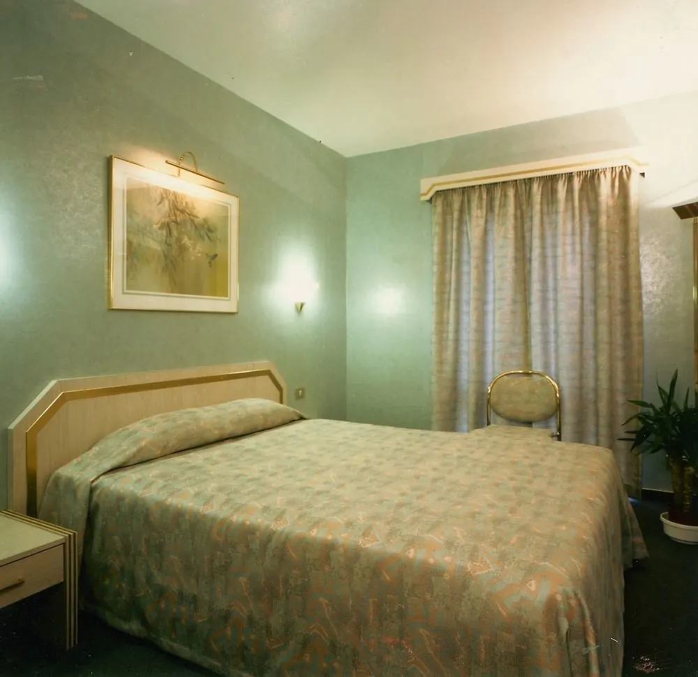 Hotel Le Chantecler Brussels